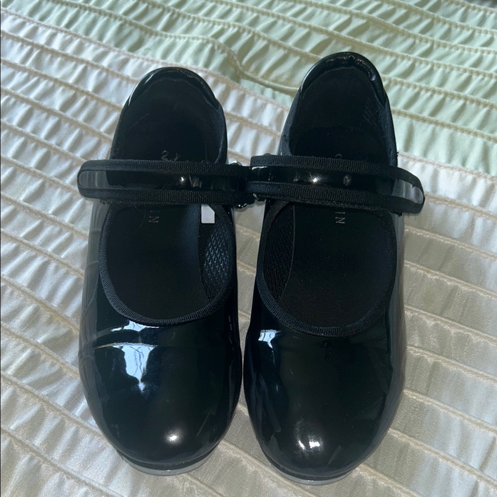 Danskin tap shoes dance Black Patent Leather Dress Shoes with Strap